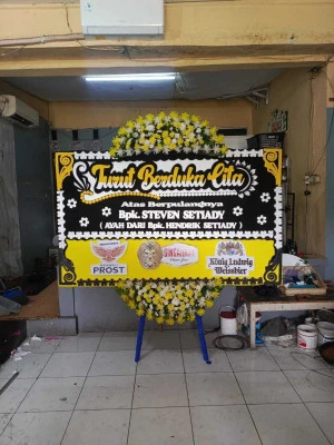Papan Bunga di Besole Bayan
